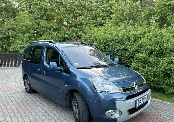 Citroen Berlingo cena 22400 przebieg: 198065, rok produkcji 2013 z Szczecin małe 121